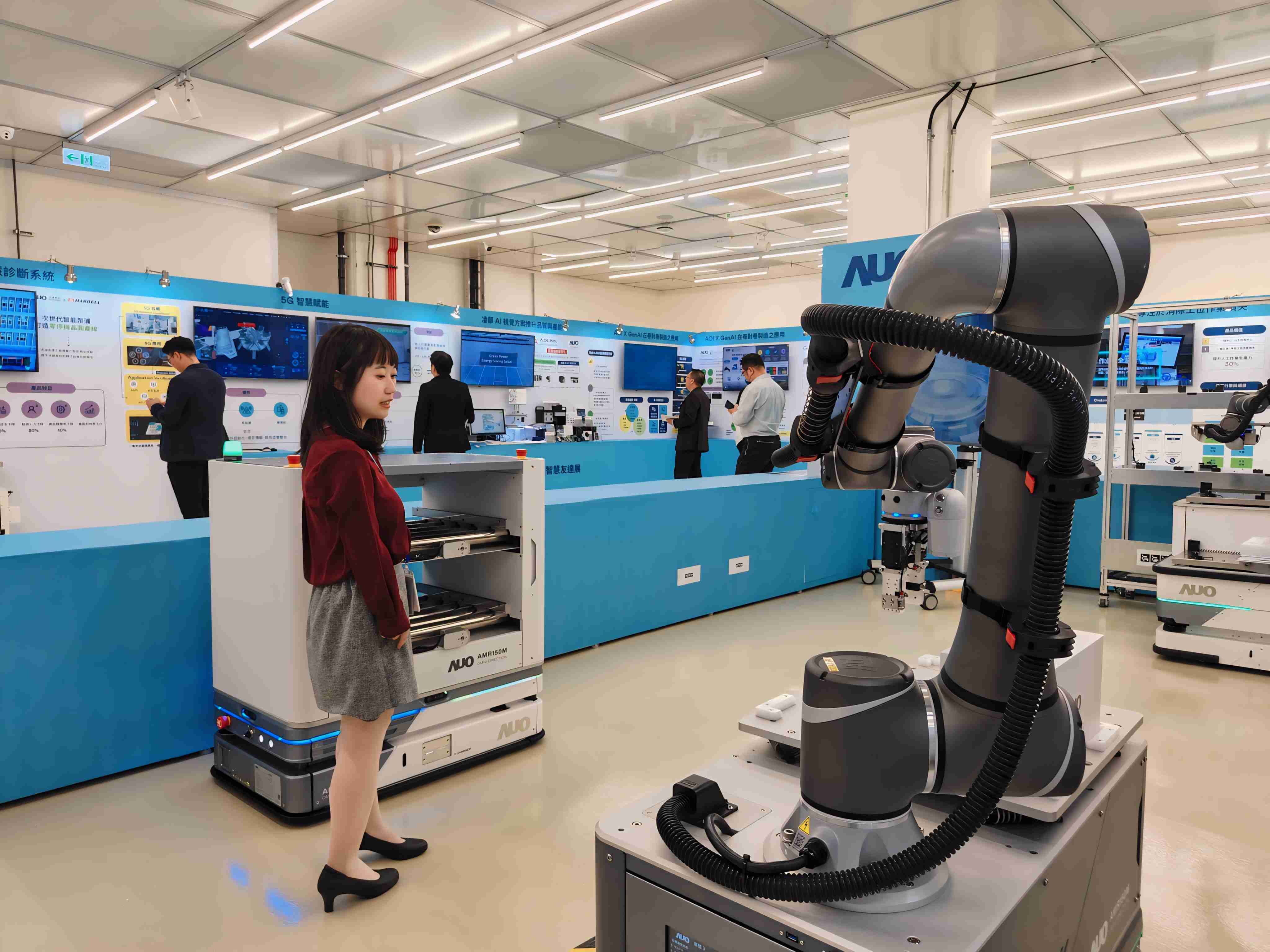 2024智能人生就是博展邀集生态圈伙伴共同参展，，，，从数字应用、、、、净零减碳到能源发展，，，，创造全方位永续商机，，，，携手生态圈伙伴迈向永续未来